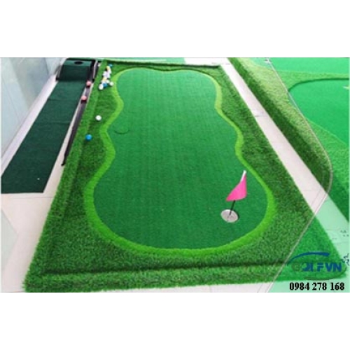 Putting Golf