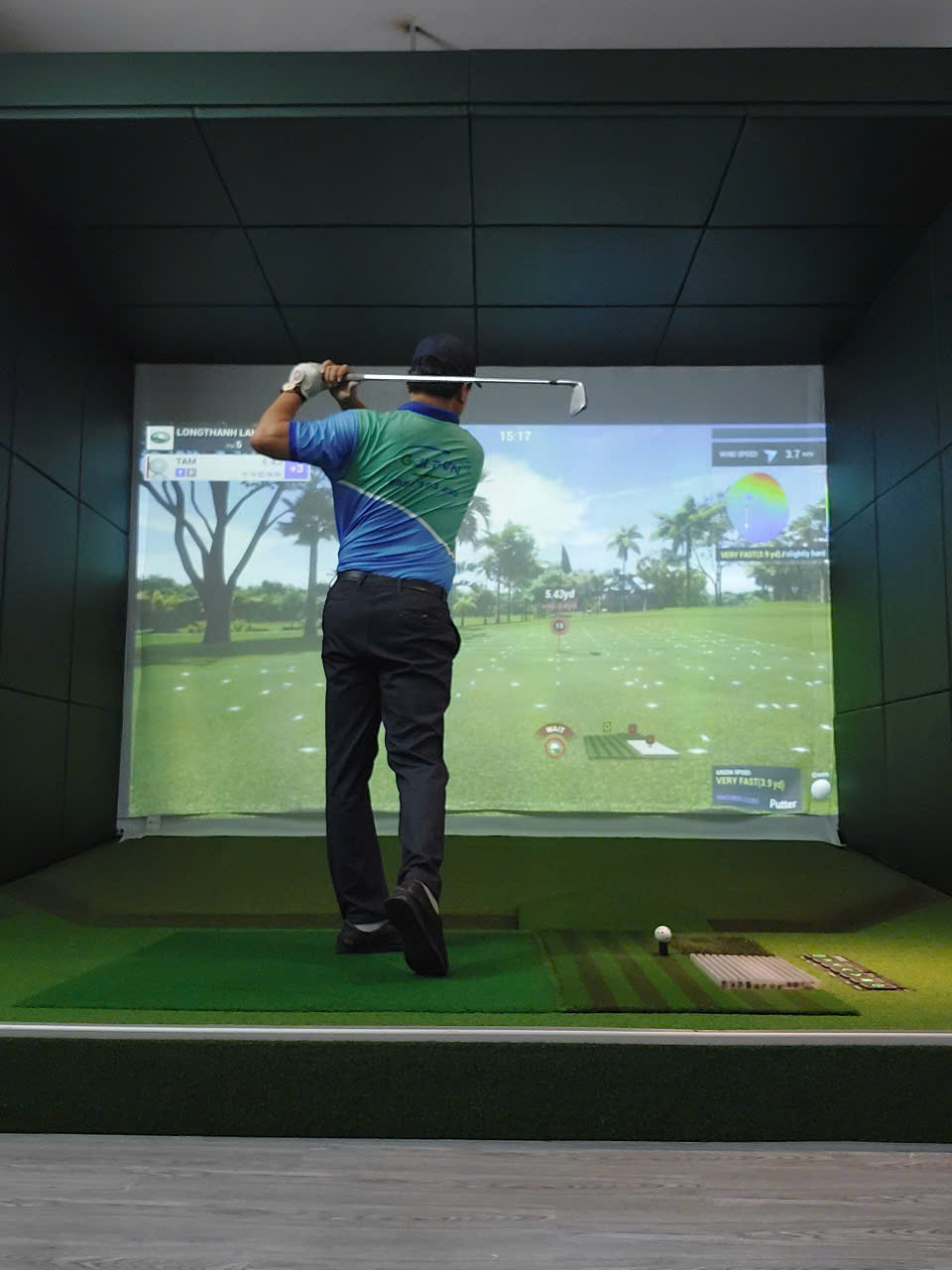 thi công phòng tập Golf 3D