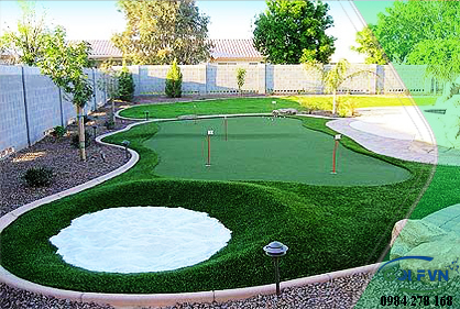 Yếu tố nào tác động đến bảng giá cỏ sân golf nhân tạo?