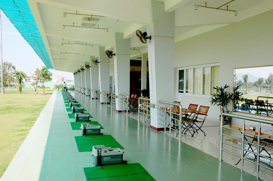 Nhà phát banh